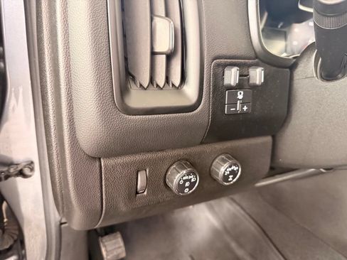 Used 2020 Chevrolet Colorado LT w/ LT Convenience Package AWD/4WD image 30