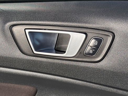 Used 2018 Ford EcoSport SE FWD image 20