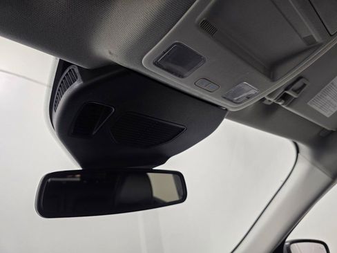 Used 2022 Ford Escape Titanium image 33