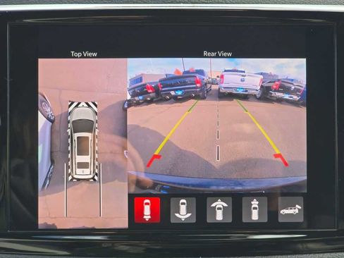 New 2026 Chrysler Pacifica Select image 20