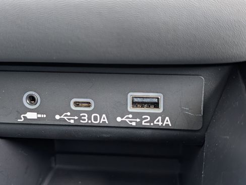 Used 2024 Subaru Outback Premium image 33