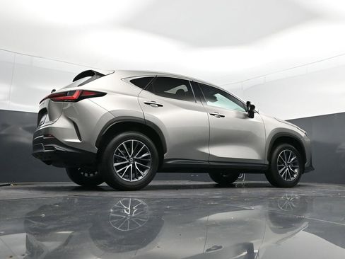 Certified 2025 Lexus NX 250 FWD image 42