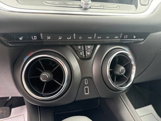 New 2026 Chevrolet Blazer LT w/ Midnight/Sport Edition AWD/4WD image 26