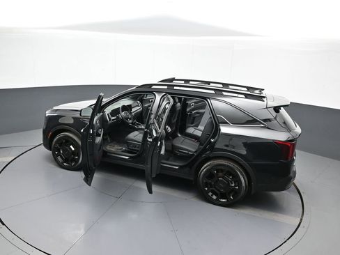 Certified 2025 Kia Sorento SX Prestige image 46