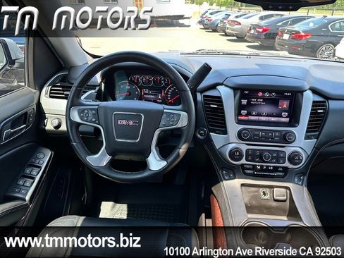 Used 2015 GMC Yukon XL SLT w/ Open Road Package RWD image 13