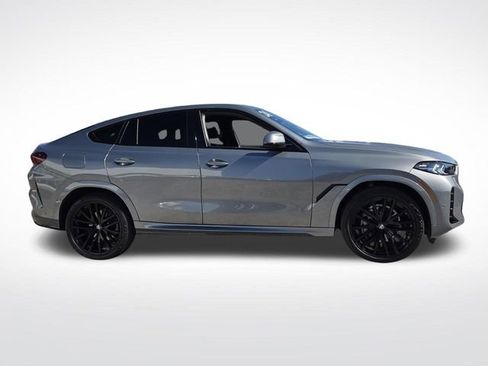Used 2024 BMW X6 xDrive40i w/ Premium Package AWD/4WD image 9