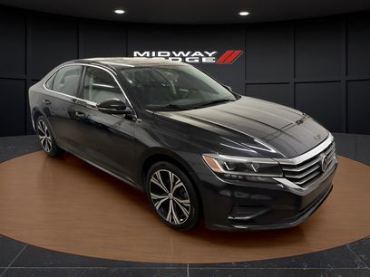 Used 2021 Volkswagen Passat 2.0T SE