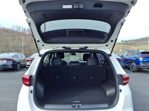 Certified 2021 Kia Sportage S image 17