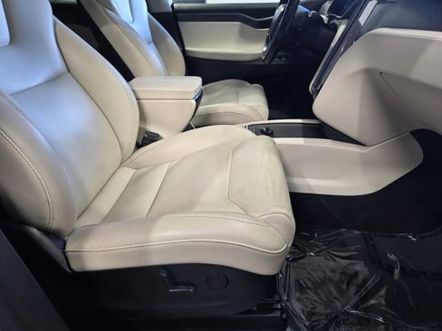 Used 2018 Tesla Model X 100D AWD/4WD image 7