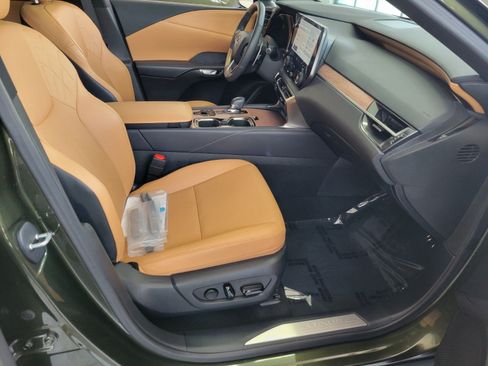 Certified 2023 Lexus RX 350h w/ Cold Area Package AWD/4WD image 15