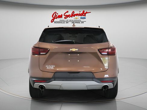 Used 2023 Chevrolet Blazer LT w/ Convenience Package FWD image 5