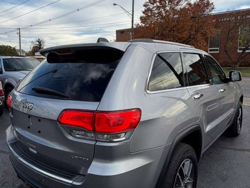 Used 2017 Jeep Grand Cherokee Limited image 4