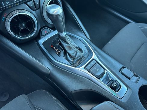 Used 2022 Chevrolet Camaro LT image 5