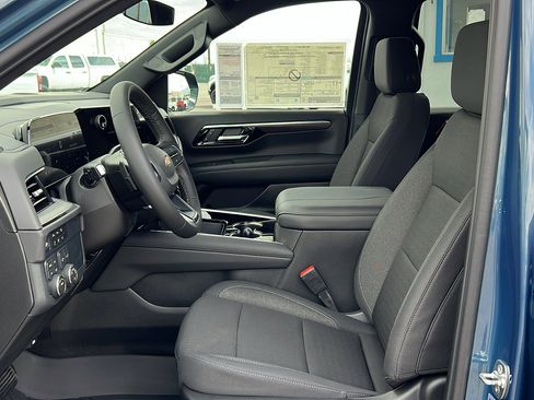 New 2025 Chevrolet Tahoe LS image 31