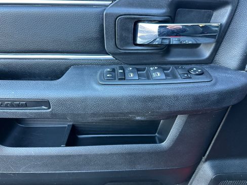 Used 2022 RAM 1500 Classic Warlock image 12