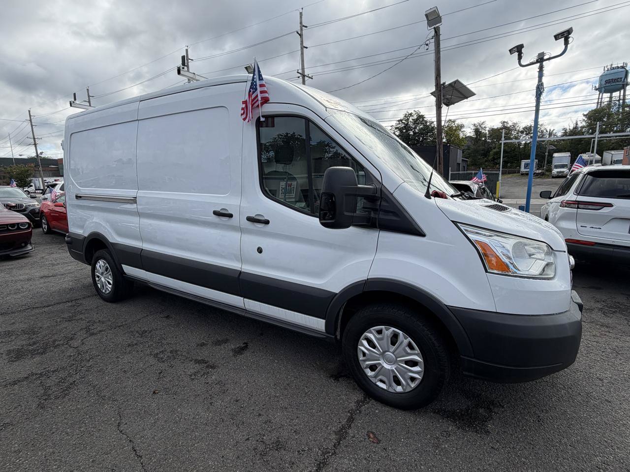 Used 2015 Ford Transit 250 148 Medium Roof w/ Interior Upgrade Package RWD image 14