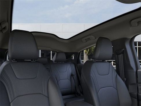 New 2025 Ford Mustang Mach-E Premium image 22