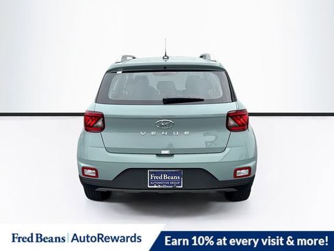 New 2025 Hyundai Venue SEL image 6