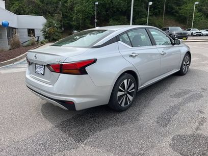 Used 2022 Nissan Altima 2.5 SV