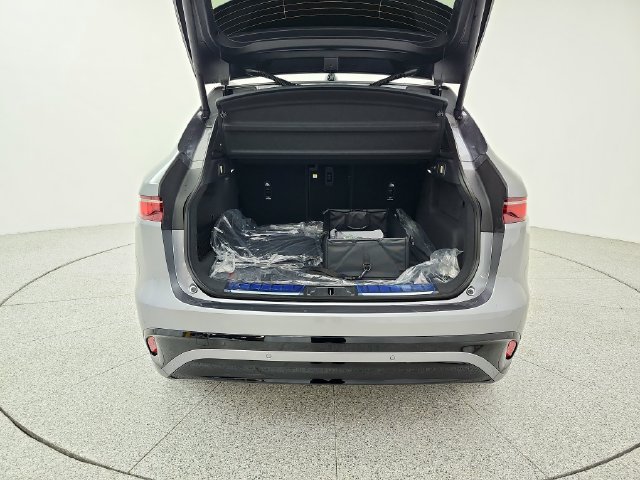 New 2026 Jaguar F-PACE R-Dynamic S AWD/4WD image 19