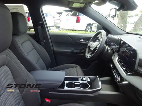 New 2026 Chevrolet Equinox LT FWD image 16