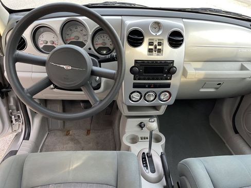 Used 2006 Chrysler PT Cruiser image 13