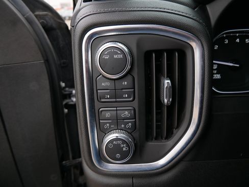 Used 2021 GMC Sierra 1500 Elevation w/ Preferred Package image 23