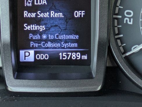 Used 2023 Toyota Tacoma TRD Sport AWD/4WD image 28