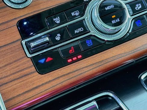 Used 2023 Lincoln Aviator Reserve w/ Equipment Group 201A RWD image 19