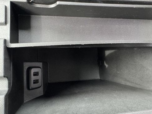 Used 2019 Chevrolet Equinox Premier image 29