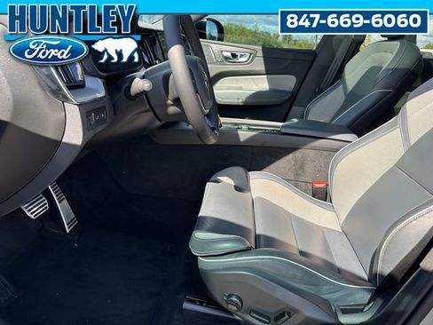 Used 2022 Volvo XC60 T8 R-Design w/ Advanced Package image 22