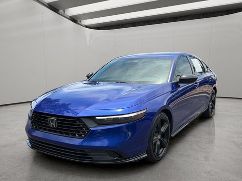 Used 2023 Honda Accord Sport image 1