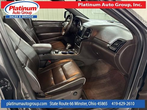 Used 2019 Jeep Grand Cherokee Overland image 39