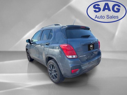 Used 2022 Chevrolet Trax LT w/ Driver Confidence Package AWD/4WD image 4
