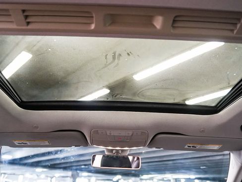 Used 2019 Mercedes-Benz C 300 Sedan image 16