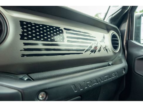 Used 2020 Jeep Wrangler Unlimited Sport AWD/4WD image 31