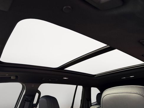 Used 2026 GMC Acadia Denali w/ Super Cruise Package image 18