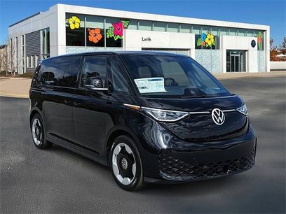 New 2025 Volkswagen ID. Buzz Pro S