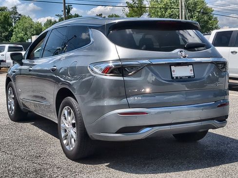 Used 2024 Buick Enclave Avenir FWD image 6