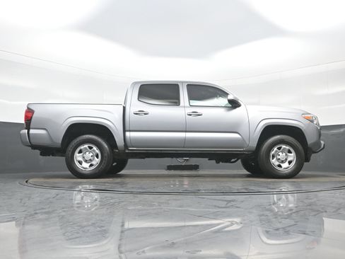 Used 2021 Toyota Tacoma SR image 32