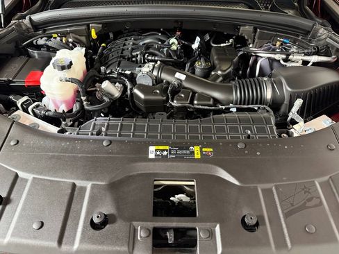 Certified 2025 Jeep Grand Cherokee Summit w/ Luxury Tech Group V image 10