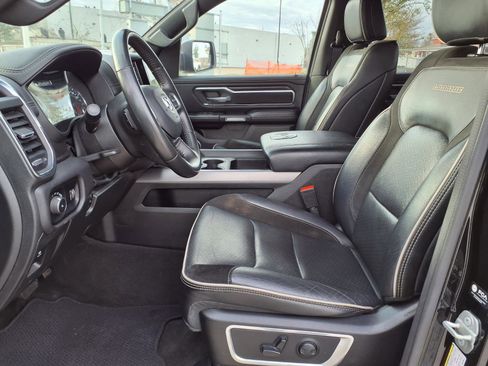 Used 2024 RAM 1500 Laramie image 17