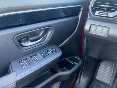 Used 2023 Honda Pilot Sport image 39