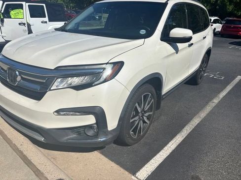 Used 2019 Honda Pilot Touring image 1