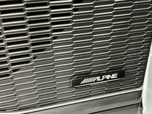 Used 2022 Jeep Grand Cherokee L Limited AWD/4WD image 19