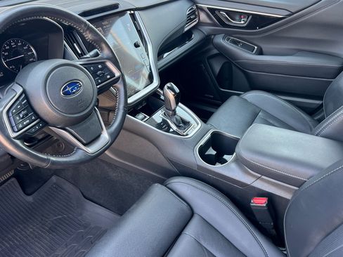 Used 2023 Subaru Outback Limited AWD/4WD image 9