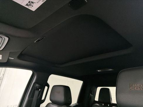 Used 2023 Chevrolet Silverado 1500 High Country w/ High Country Premium Package image 23