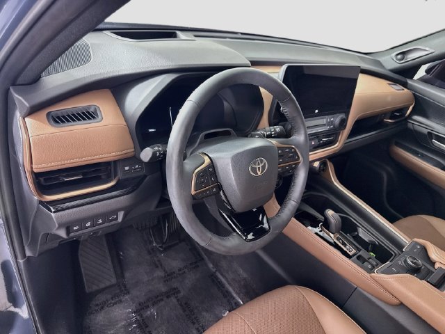 Certified 2025 Toyota Grand Highlander AWD Hybrid image 10