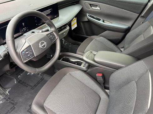 New 2026 Nissan Leaf image 7