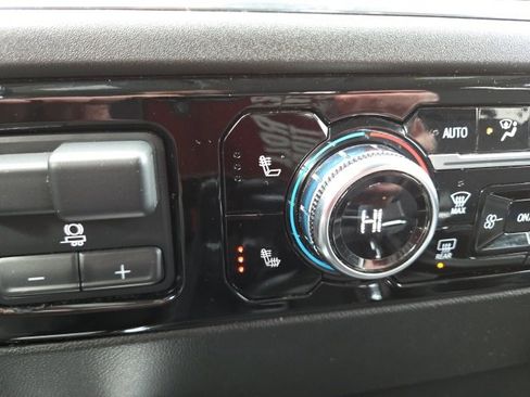 Used 2023 GMC Sierra 1500 Elevation w/ Preferred Package image 7